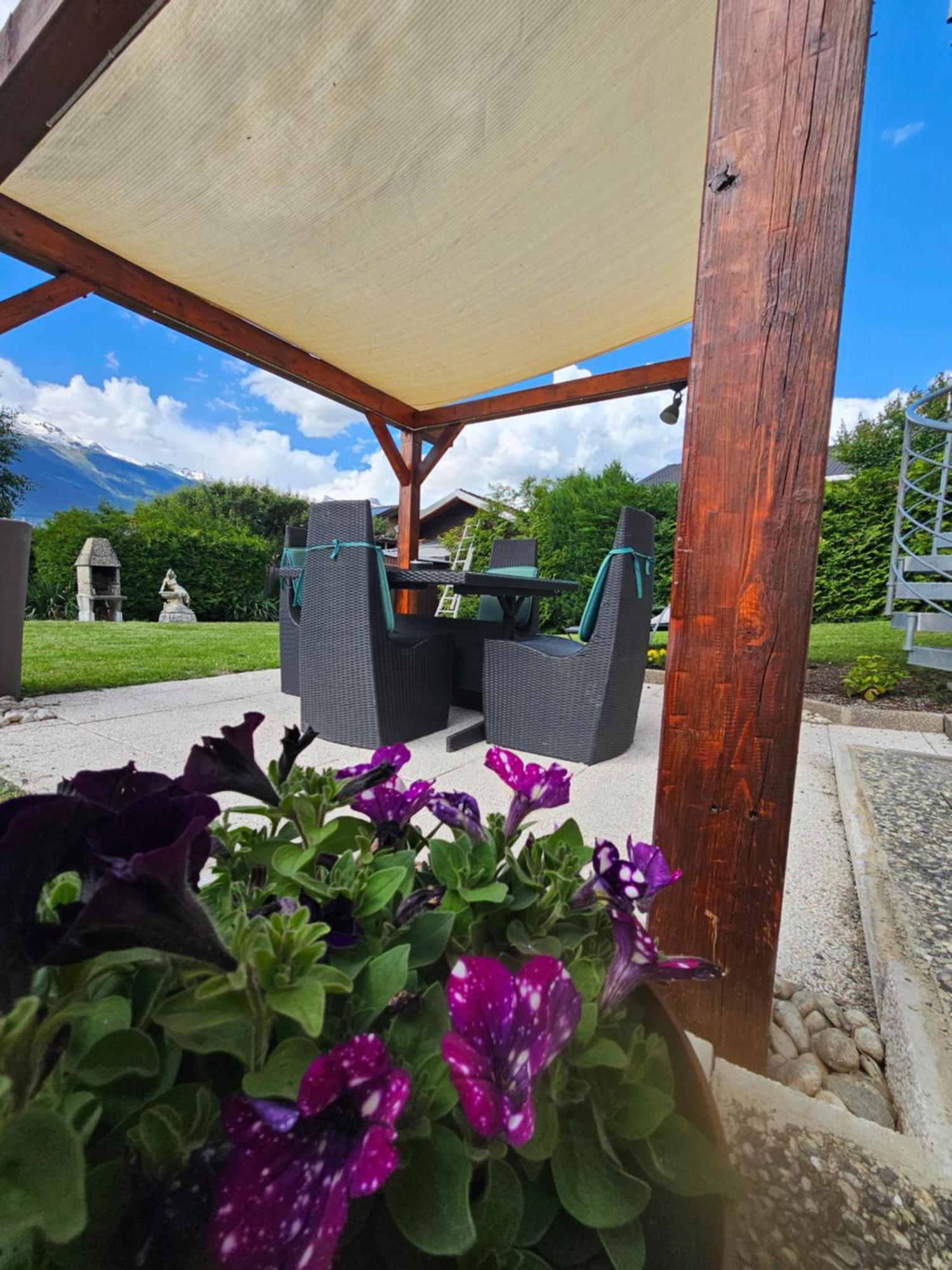 Chez Gigi Bed & Breakfast Nendaz Exterior photo