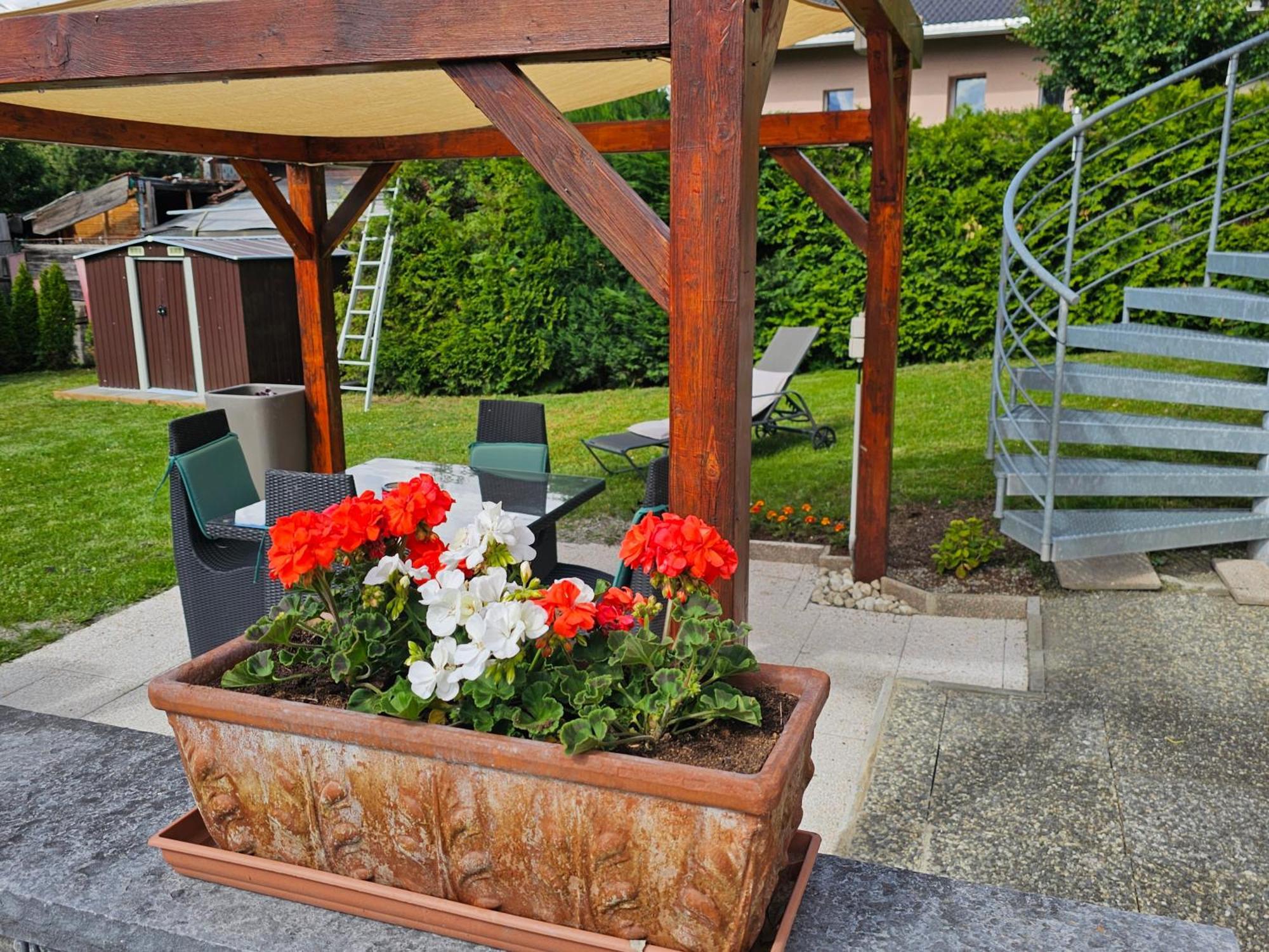Chez Gigi Bed & Breakfast Nendaz Exterior photo